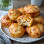 Madmuffins med skinke og ost