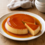 Cremet karamelpudding med gylden karamel