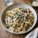 Pasta med svampe og frisk persille